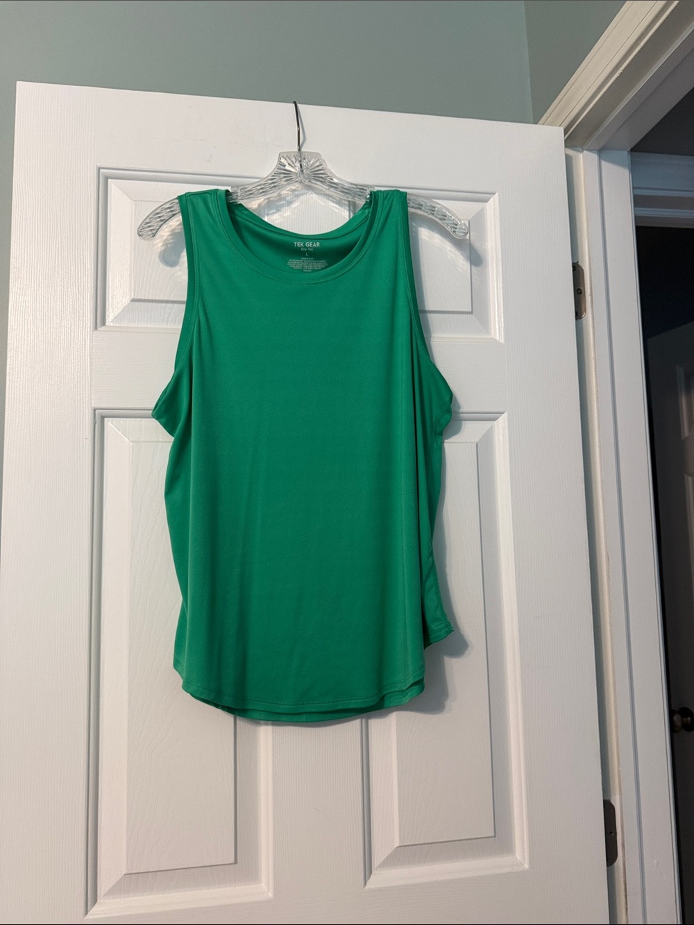Women's Green Sleeveless Athletic Tank Top